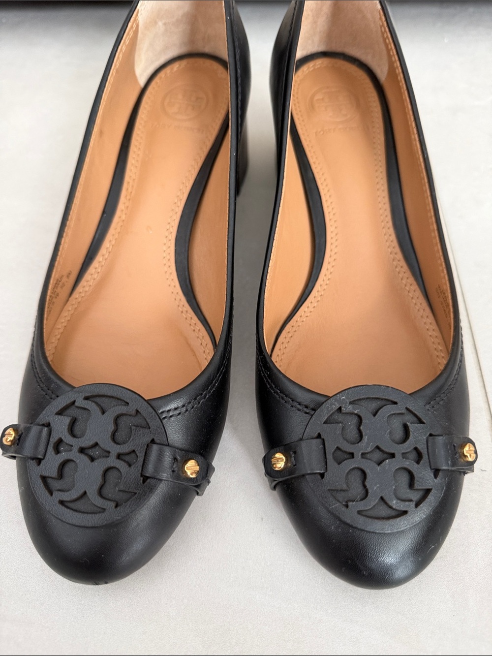 Tory Burch Black Leather Logo Round-Toe Ballet Flats